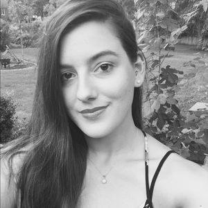 Meet your Posher, Lana